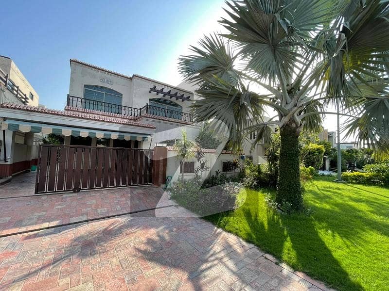 Estate Experts Offer 10 Marla House For Sale In Dha