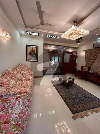 ڈی ایچ اے فیز 6 ڈی ایچ اے ڈیفینس,کراچی میں 5 کمروں کا 1 کنال مکان 12.0 کروڑ میں برائے فروخت۔