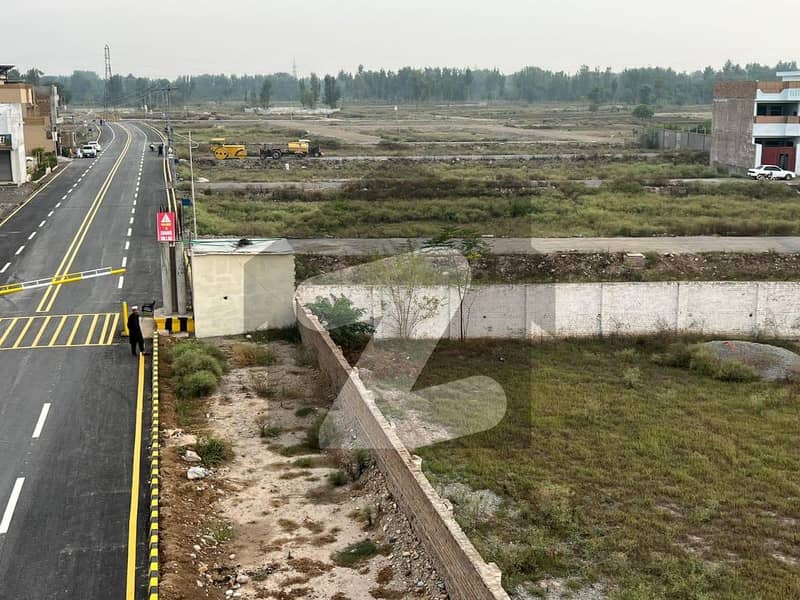 مترا پشاور میں 5 مرلہ رہائشی پلاٹ 20.0 لاکھ میں برائے فروخت۔