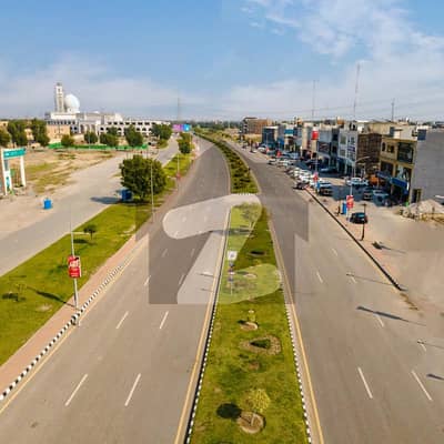 Facing park Plot For Sale Sector M7c1 in Lake City Lahore.