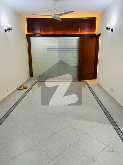 Fully Renovated Three Bedroom Apartment For Rent In Clifton Block 5 Green Lawn