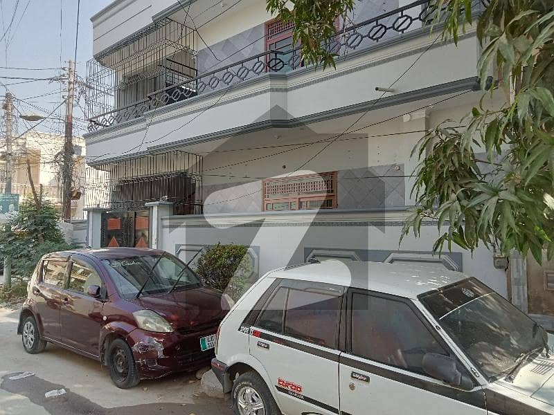 گلستانِِ جوہر ۔ بلاک 15 گلستانِ جوہر,کراچی میں 4 کمروں کا 4 مرلہ مکان 3.0 کروڑ میں برائے فروخت۔