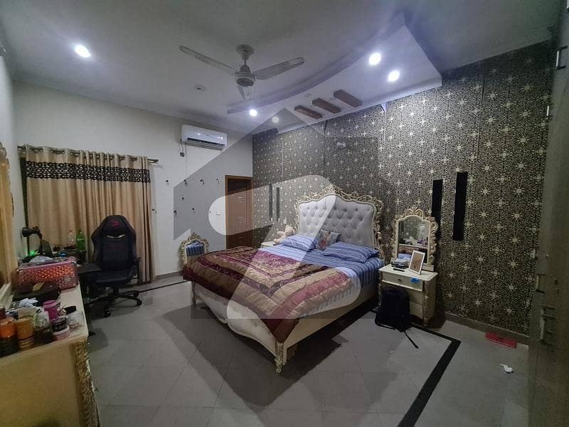 10 MARLA LOWER PORTION AVAILABLE FOR RENT IN GULSHAN E LHR