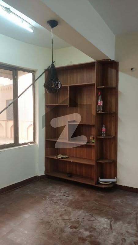2 Bed D Type Flat For Rent G11