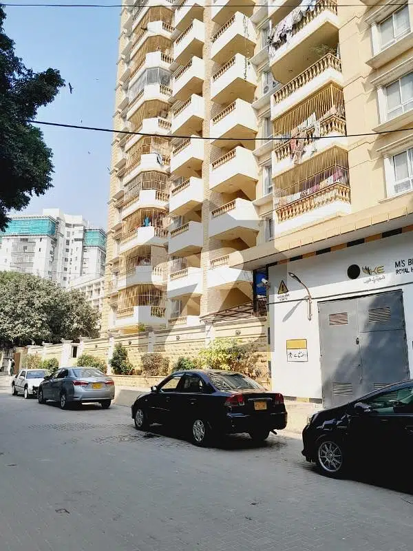 4 Bedrooms Apartment For Rent Available In Civil Lines Clifton Karachi
