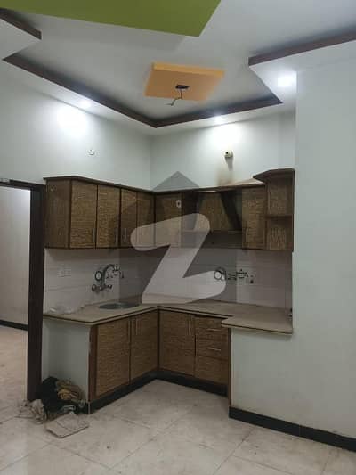 ناظم آباد - بلاک 5سی ناظم آباد,کراچی میں 2 کمروں کا 3 مرلہ زیریں پورشن 54.0 لاکھ میں برائے فروخت۔