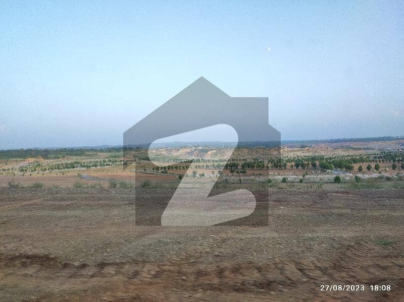 DHA Valley Islamabad Glaxonia 8 Marla Transfer Able Plot Available For Sale