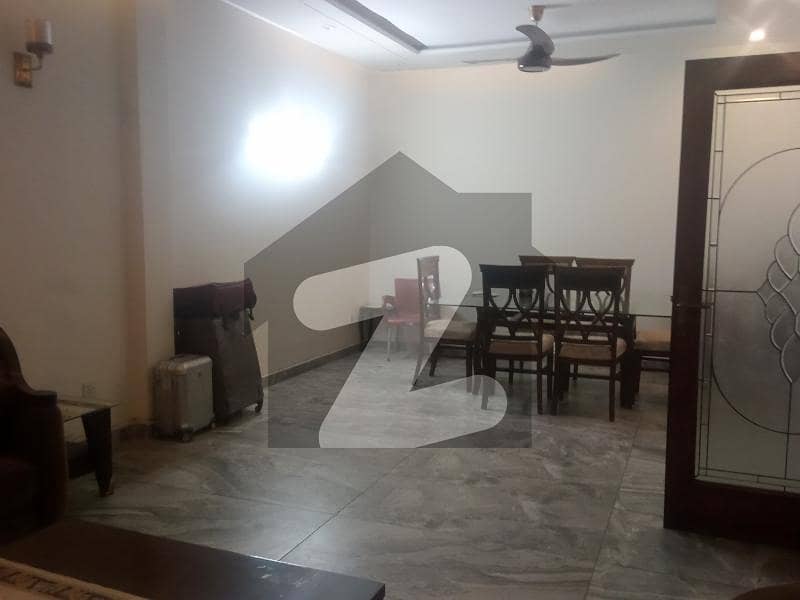 ویلینشیاء ہاؤسنگ سوسائٹی لاہور میں 5 کمروں کا 16 مرلہ مکان 2.0 لاکھ میں کرایہ پر دستیاب ہے۔