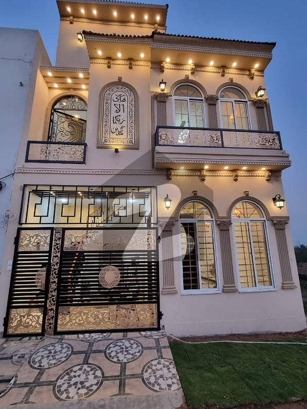 03 MARLA BREAD NOW SPANISH LUXURY HOUSE AVAILABLE FOR SALE IN FORMANITES HOUSING SCHEME LAHORE.