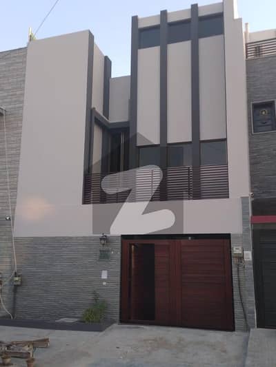 ڈی ایچ اے فیز 7 ڈی ایچ اے ڈیفینس,کراچی میں 4 کمروں کا 4 مرلہ مکان 3.7 کروڑ میں برائے فروخت۔