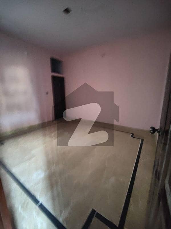 Prime Location 84 Square Yards House For sale In Surjani Town