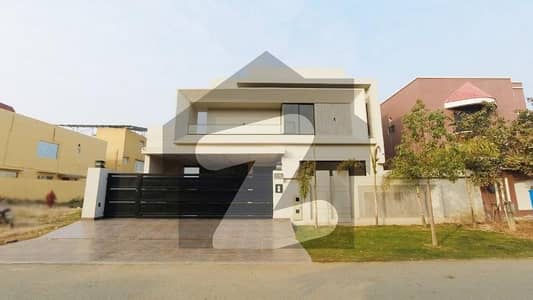 Prime Location Lake City - Sector M-2 House For sale Sized 1 Kanal