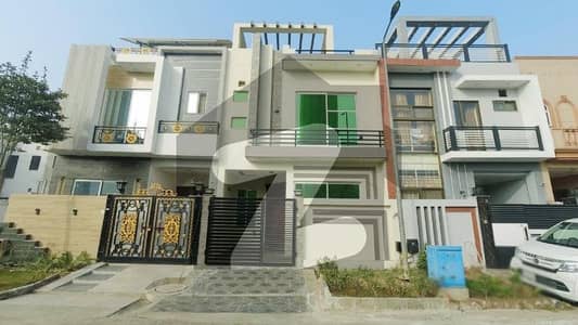 This Is Your Chance To Buy Prime Location House In Lahore