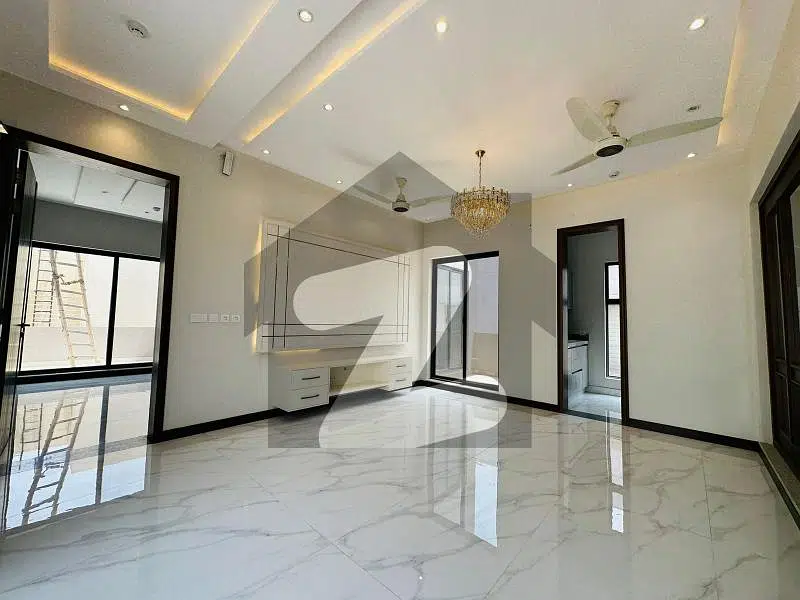 3 BEDS BRAND NEW 10 MARLA UPPER PORTION AVAILABLE FOR RENT IN BANKERS HOUSING SOCIETY