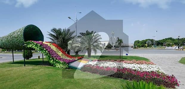 Prime 1 Kanal Plot For Sale In Nargis Block, Bahria Town Lahore - Excellent Investment Opportunity