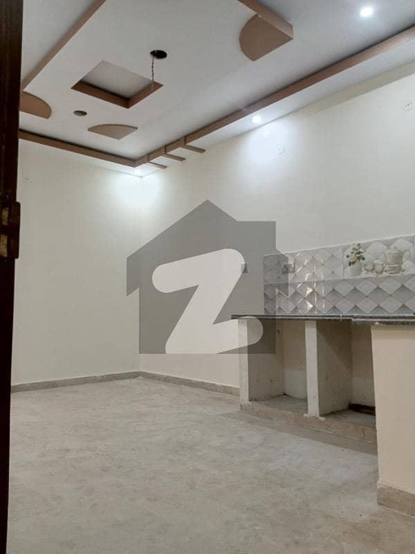 ناظم آباد 3 - بلاک جی ناظم آباد 3,ناظم آباد,کراچی میں 2 کمروں کا 3 مرلہ بالائی پورشن 75.0 لاکھ میں برائے فروخت۔