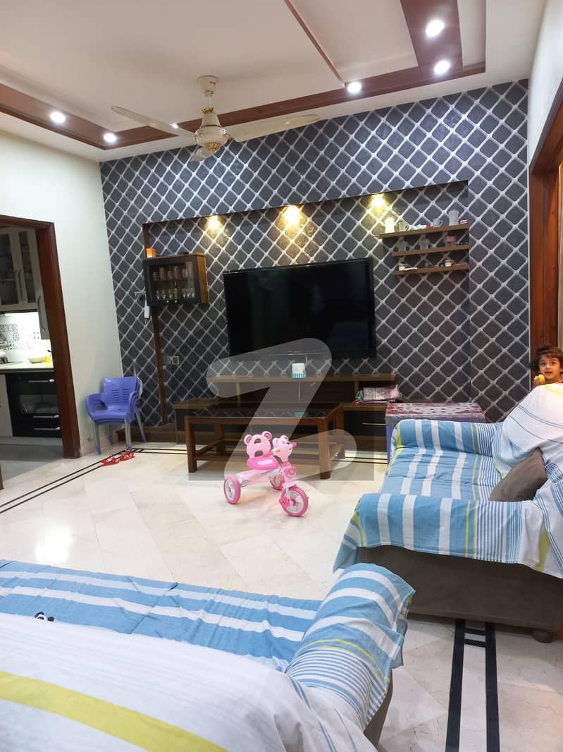 پاک عرب ہاؤسنگ سوسائٹی لاہور میں 5 کمروں کا 10 مرلہ مکان 4.85 کروڑ میں برائے فروخت۔