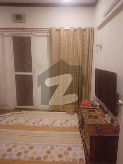 Flat Of 850 Square Feet In Gulistan-E-Jauhar - Block 16 Is Available