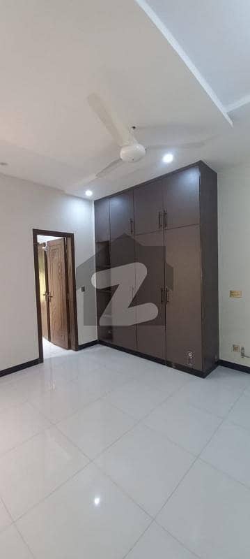 Ali Block 7 Marla Slightly Used House For Sale Gas Installed Proper Double Unit Near To Park Mosque Commercial Ali Block 7 Marla Slightly Used House For Sale Gas Installed Proper Double Unit Near To Park Mosque Commercial