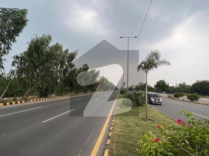 5 Marla Plot at Beautifully Location For sale M8 in Lake City Lahore.