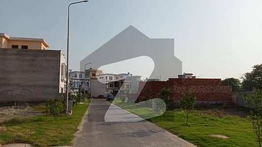 10 Marla Approved Area Plot For Sale in Jasmine Block Park View City Lahore