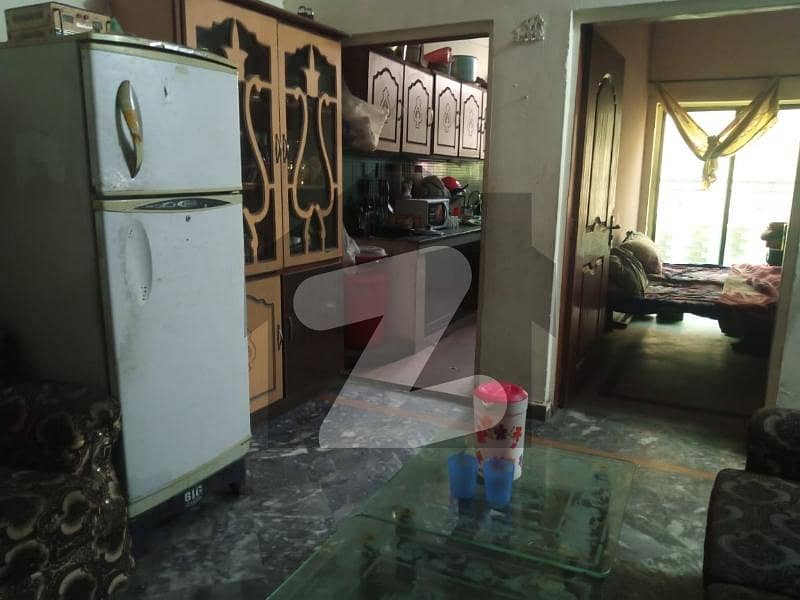 کینال بینک ہاؤسنگ سکیم لاہور میں 4 کمروں کا 4 مرلہ مکان 41.5 ہزار میں کرایہ پر دستیاب ہے۔