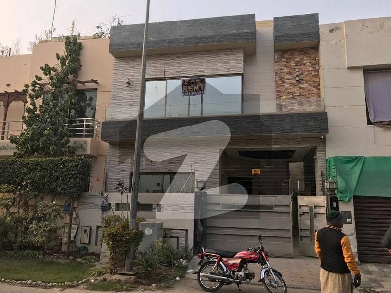 05 MARLA HOUSE AVAILABLE FOR RENT IN DHA PHASE 5 - BLOCK D LAHORE.