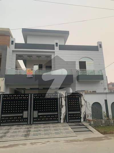 10 Marla Half Triple Story Beautiful Design House For Sale In Bismillah Housing Society