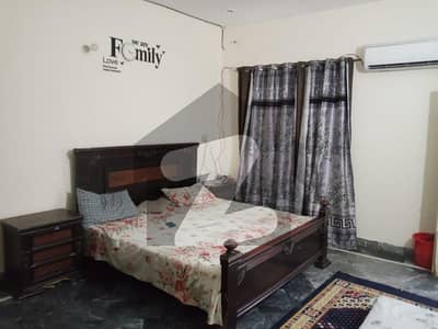 1 Bedrooms Flat Is Available For Rent