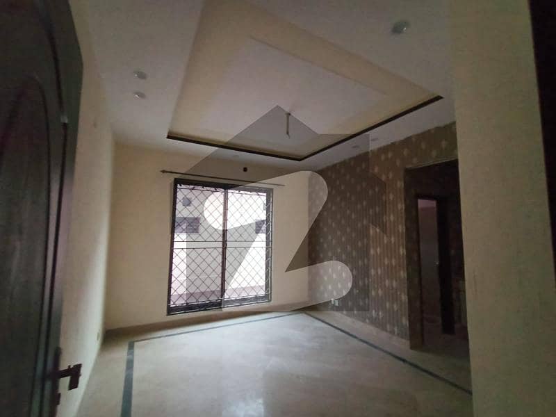 6 Marla Upper Portion With Gas Available For Rent In Central Park