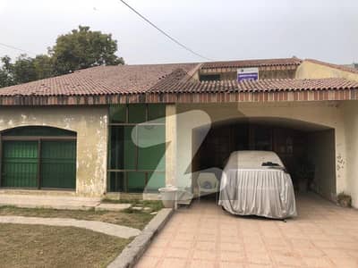 3 Bedroom House Located In Old Cavalry Ground, Cantt