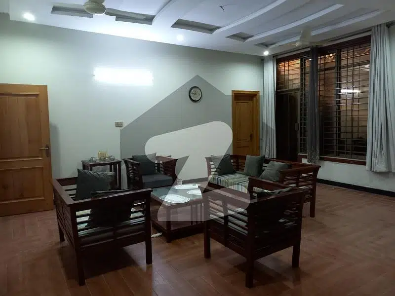 Good Location House For Sale In Hayat Abad Sector F7 Phase 6