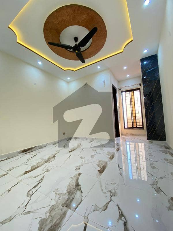 Sector F1 8 marla luxurious house for sale bahria enclave