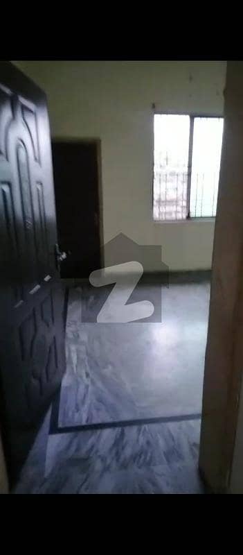 کنال برگ لاہور میں 2 کمروں کا 5 مرلہ بالائی پورشن 38.0 ہزار میں کرایہ پر دستیاب ہے۔