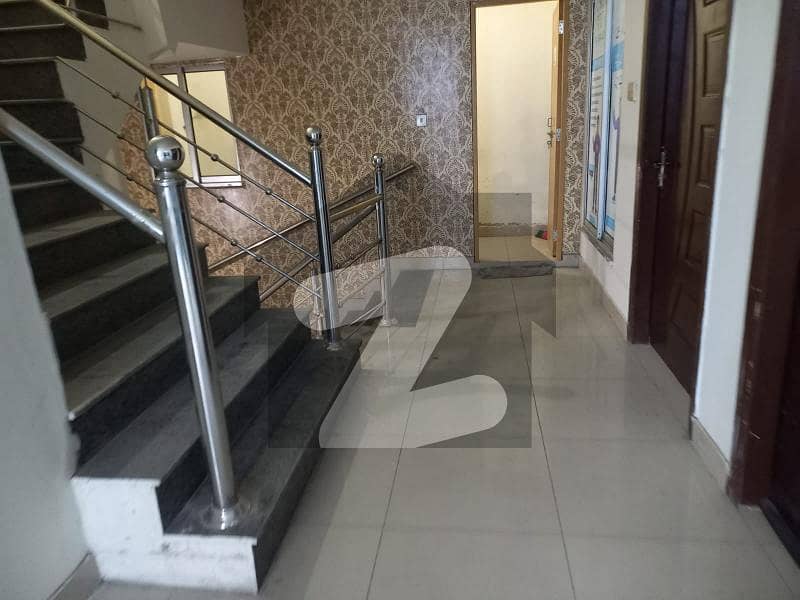 550 Sqft Office Available For Rent In Jinnah Colony Faisalabad