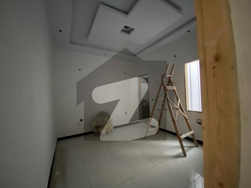 نارتھ ناظم آباد کراچی میں 2 کمروں کا 6 مرلہ بالائی پورشن 90.0 لاکھ میں برائے فروخت۔