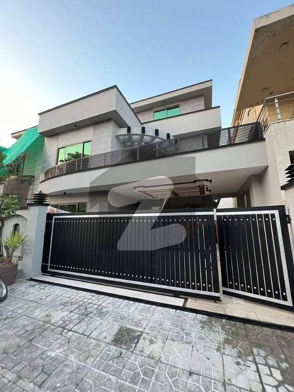 10 Marla House Available For Sale Bahria Town Phase 2 Extension
