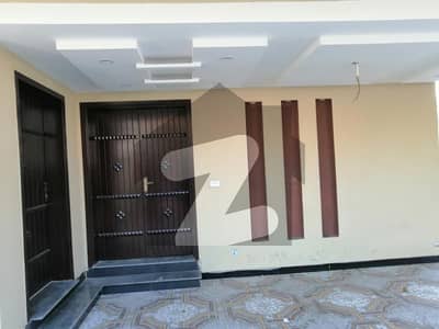 LOWER PORTION OF 10 MARLA LIKE A BRAND NEW EXCELLENT CONDITION GOOD HOUSE FOR RENT IN GHOURI BLOCK BAHRIA TOWN LAHORE
