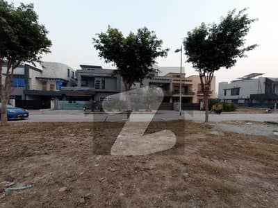 Investor Rate 5.5 Marla Ready Plot In Overseas 5 Ph 8 Bahria Town Open Transfer