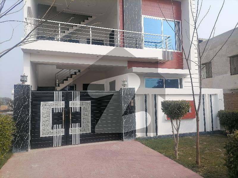 Near To Mosque 7 Marla House For Sale In Rs. 25000000 Only