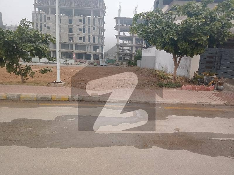 Sector E4 5 Marla Marla Boulevard Back Plot For Sale With Extra Land SOLID LAND