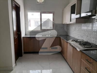This Is Your Chance To Buy House In Jinnah Avenue