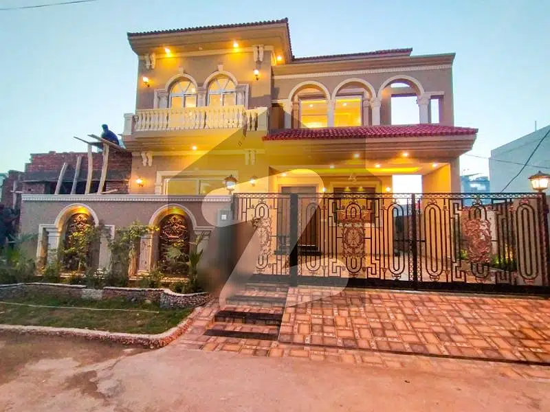 10 Marla Royal Class Bungalow For Sale At Prime Location Of State Life Housing Society
