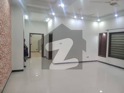 12 Marla Ground Portion Available For Rent