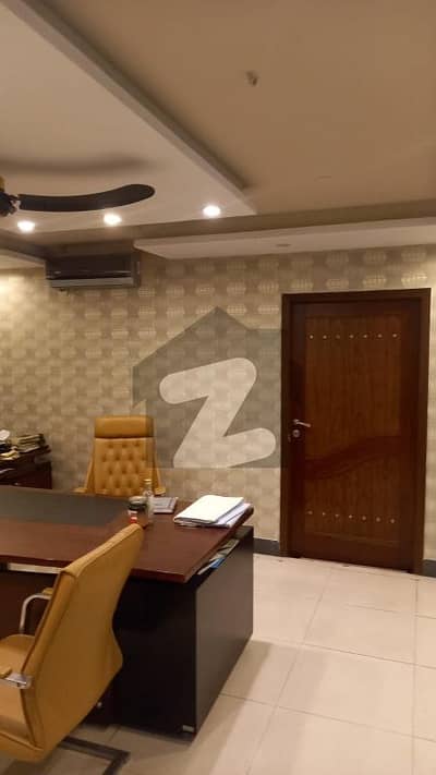 ماڈل ٹاؤن ۔ بلاک بی ماڈل ٹاؤن,لاہور میں 6 کمروں کا 2 کنال مکان 13.5 کروڑ میں برائے فروخت۔