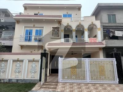 10 Marla Spanish Double Unit House For SALE In Wapda Town