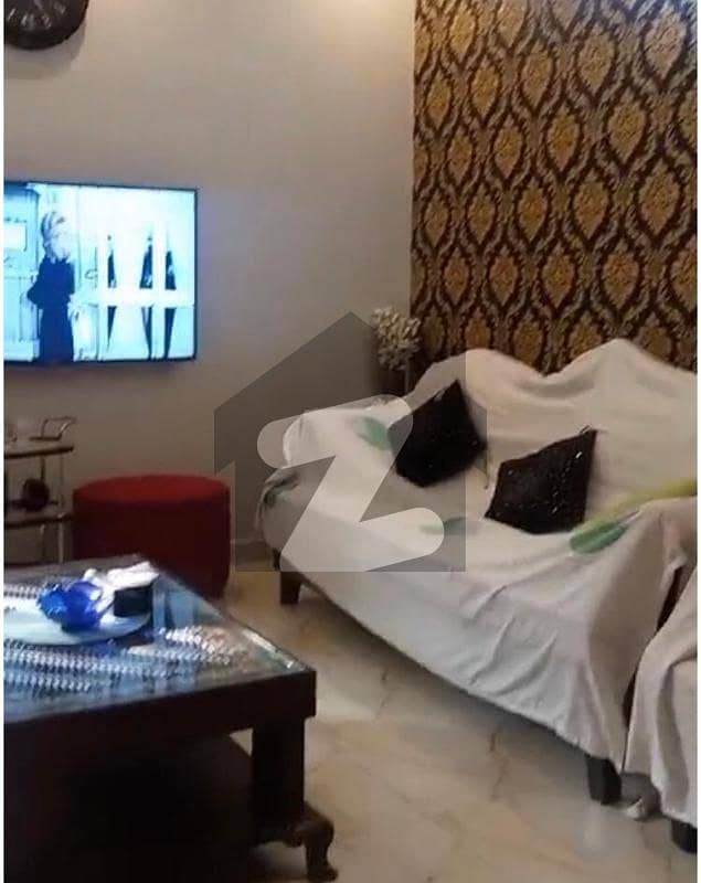 پنجاب سمال انڈسٹریز کالونی لاہور میں 4 کمروں کا 7 مرلہ مکان 2.25 کروڑ میں برائے فروخت۔