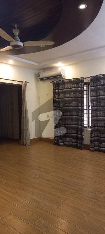 3 BEDS 1 KANAL LOWER PORTION AVAILABLE FOR RENT IN DHA PHASE 6