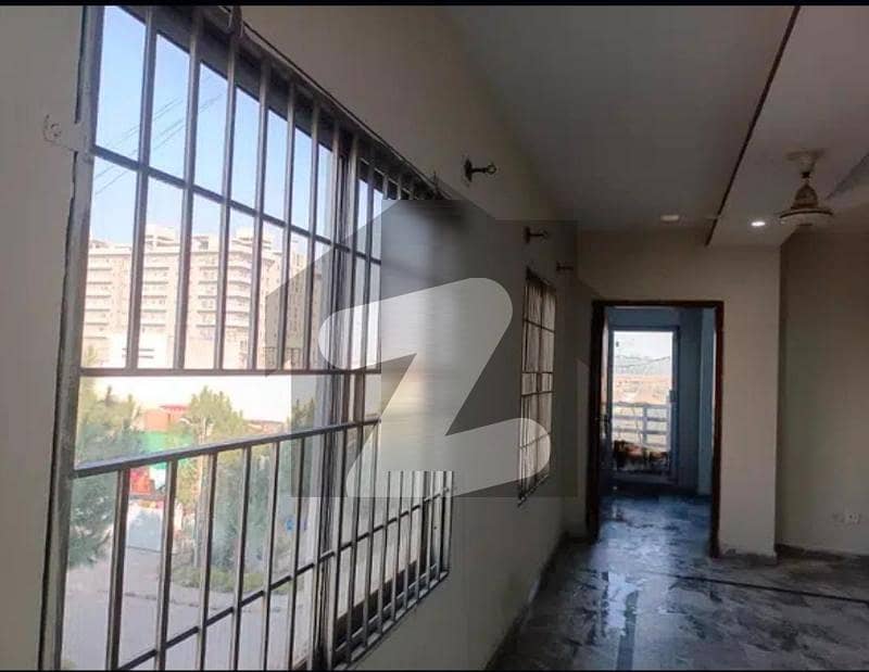 Margalla View Housing Society 800 Square Feet Flat Up For Sale