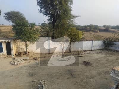 منڈرا ۔ چکوال روڈ مندرہ,راولپنڈی میں 4 کمروں کا 43 کنال فارم ہاؤس 1.75 کروڑ میں برائے فروخت۔